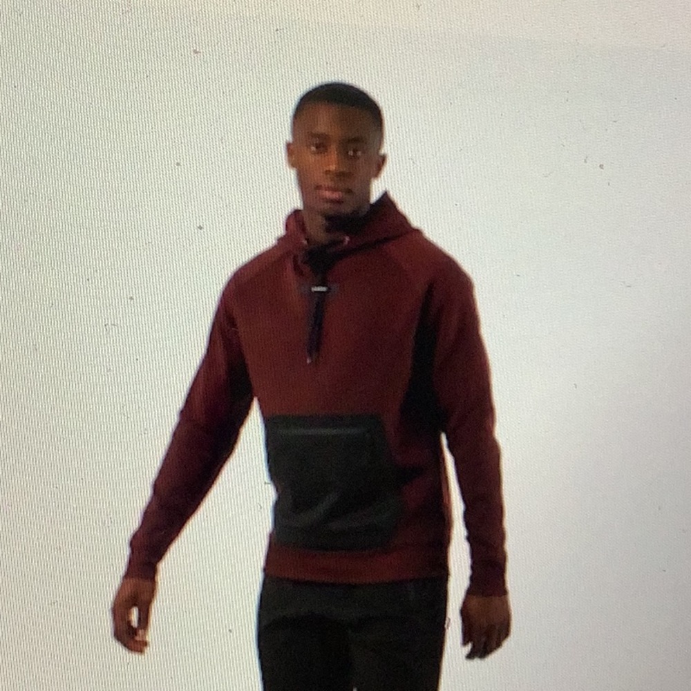 This Hoodie Combines Classic Functionality With N… - image 3